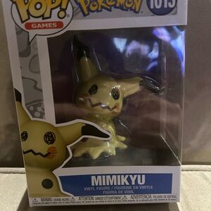 Funko Pop! Games Mimikyu Figure - Yellow and Black